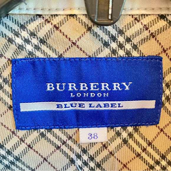 BURBERRY JACKET❤️ - Picture 9 of 9